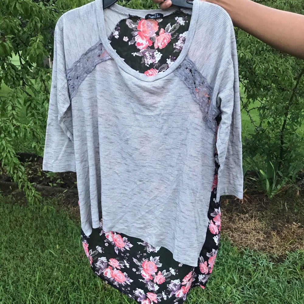Hi-lo shirt 👚